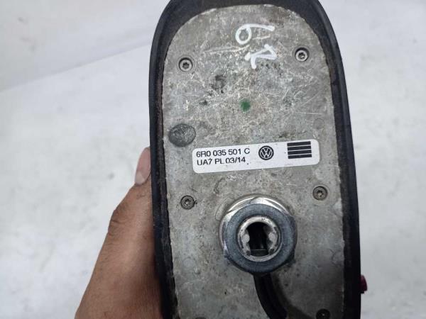 ANTENNE GPS VW POLO 6R 2009-2015 - Vue 2